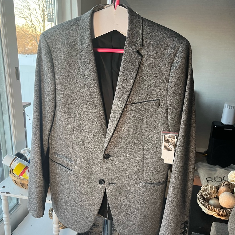 **Brand New** Calvin Klein Sport Coat in Body Fit Flex Material, With Tags $200